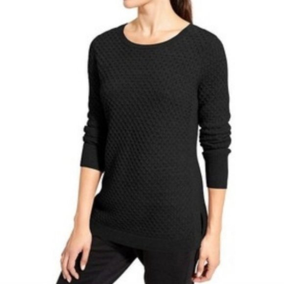Athleta Sweaters - Athleta Black Waffle Knit oversized Sweater (N4)
